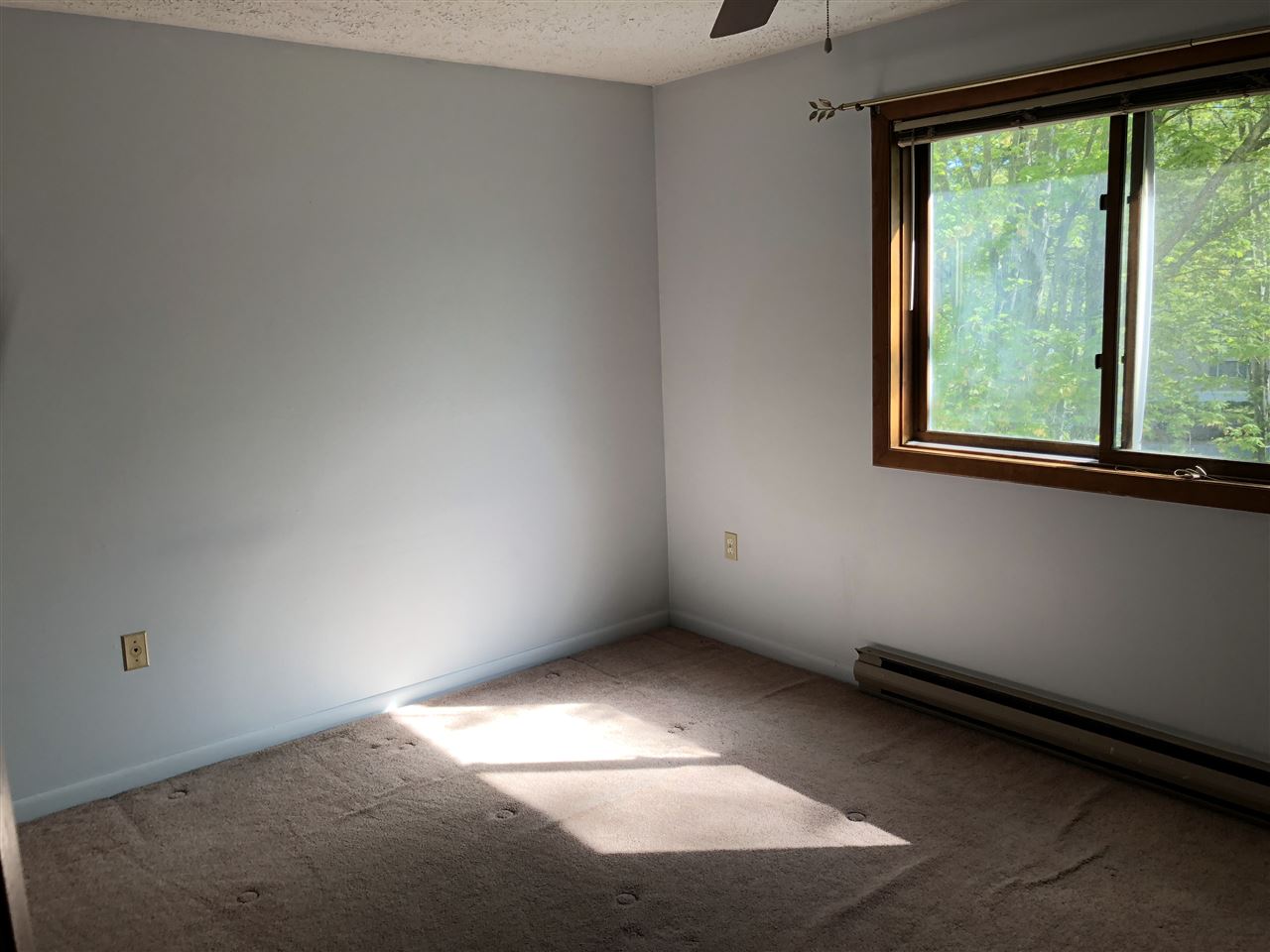 11 R Gamache Road Derry, NH 03038 - Photo 19 of 20