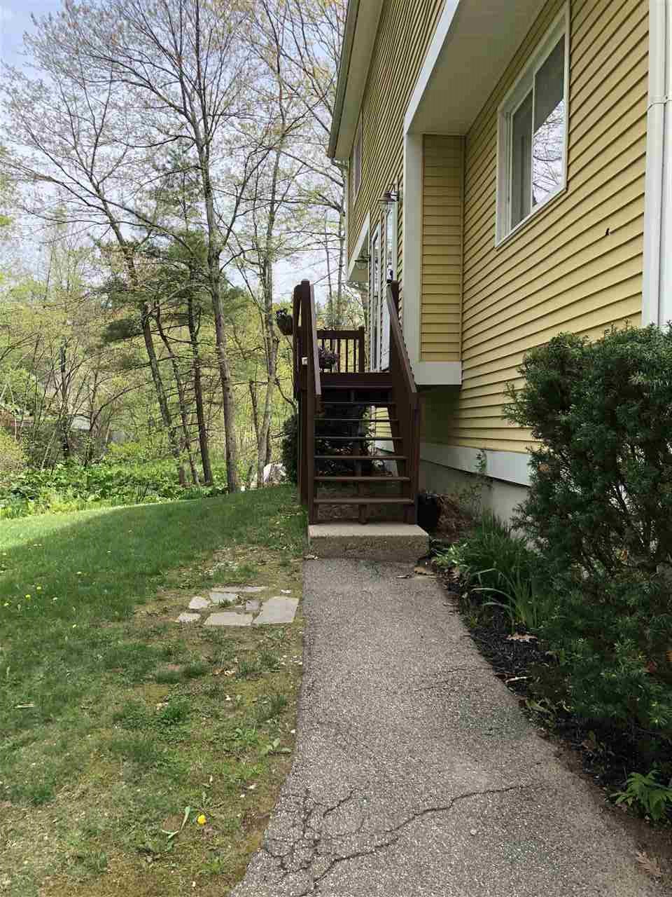 11 R Gamache Road Derry, NH 03038 - Photo 4 of 20