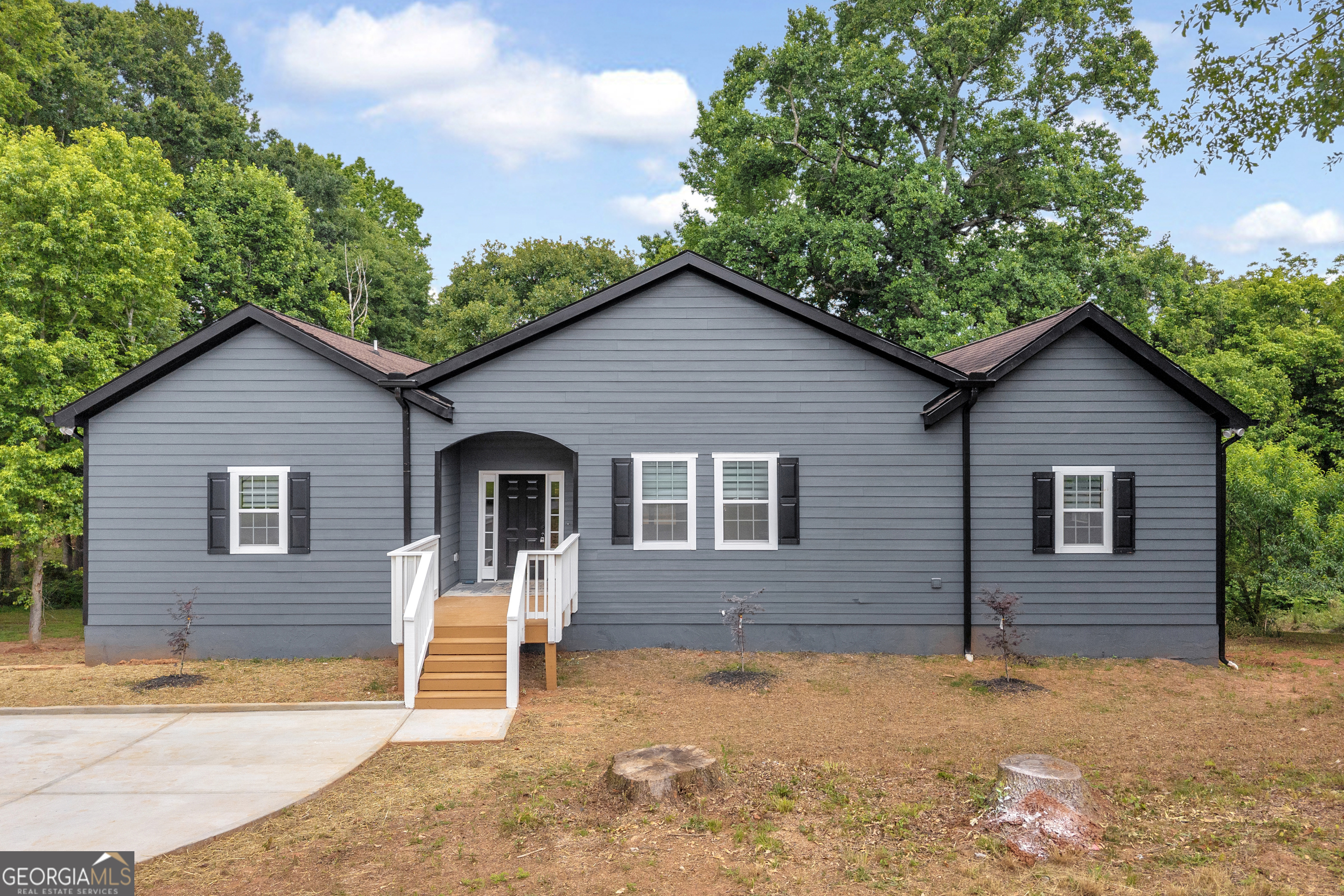 599 Chambers Road Commerce, GA 30530 - Photo 1 of 61