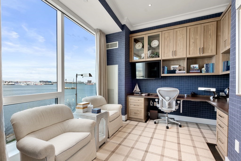 22 Liberty Drive, Unit 6A Boston, MA 02210 - Photo 14 of 42 a dining room with furniture