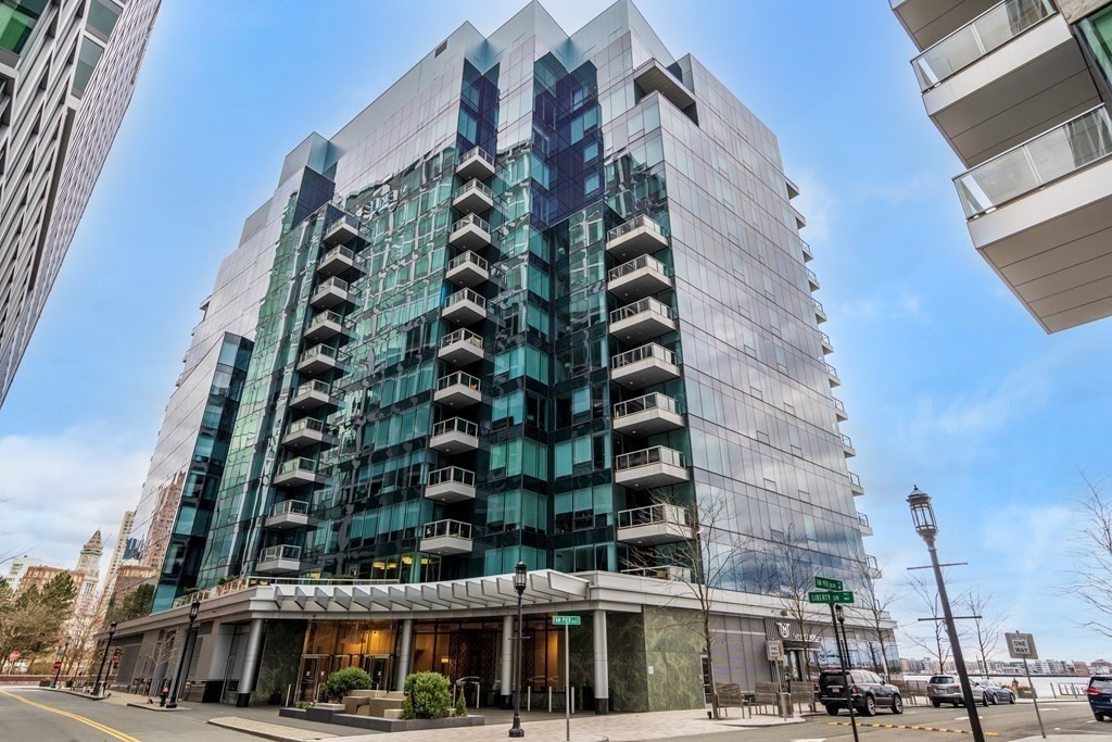 22 Liberty Drive, Unit 6A Boston, MA 02210 - Photo 32 of 42 front view of a building