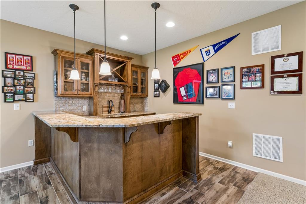 17218 West 197th Place Spring Hill, KS 66083 - Photo 19 of 40