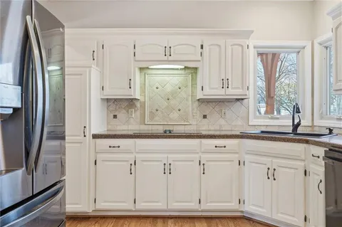 $499,000 | 10506 Ballentine Street, Overland Park, KS 66214