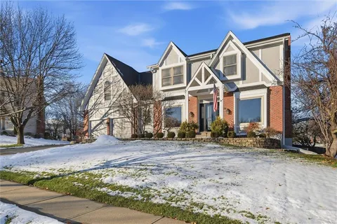 $499,000 | 10506 Ballentine Street, Overland Park, KS 66214