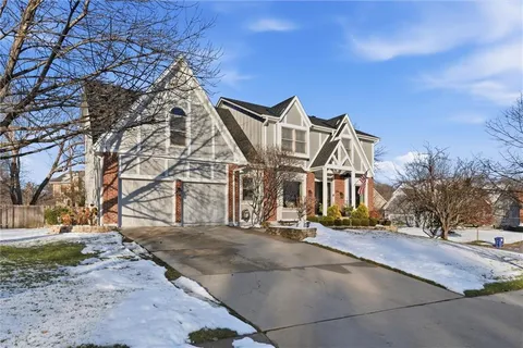 $499,000 | 10506 Ballentine Street, Overland Park, KS 66214