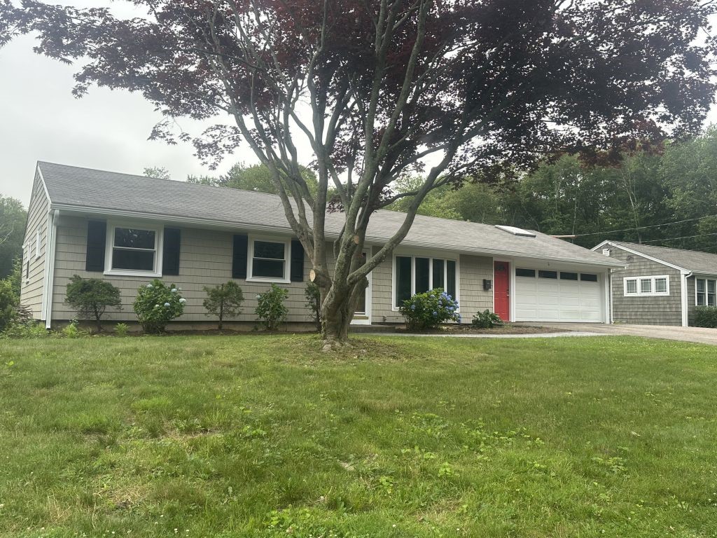 144 South Pier Road Narragansett, RI 02882 - Photo 1 of 10