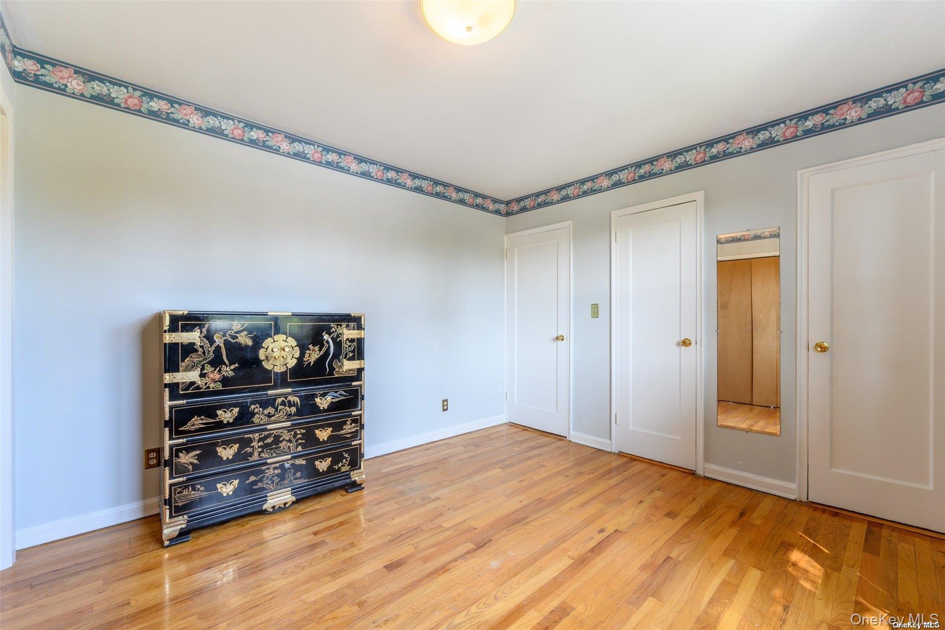 15 Beach Road, Unit 3D Great Neck, NY 11023 - Photo 14 of 22