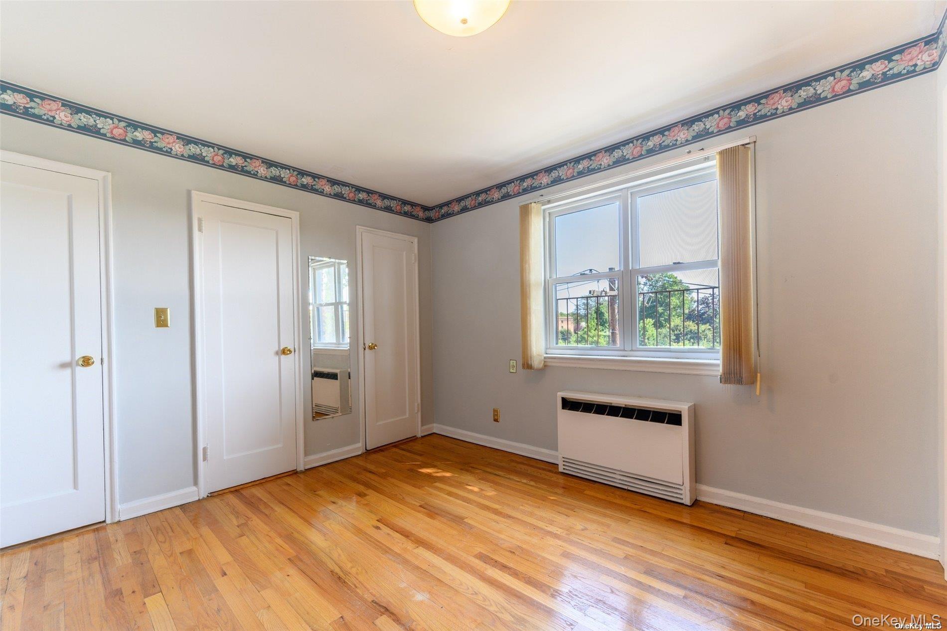 15 Beach Road, Unit 3D Great Neck, NY 11023 - Photo 18 of 22