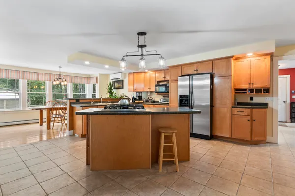 $925,000 | 207 North Auburn Road, Auburn, ME 04210