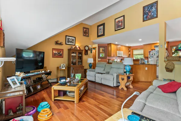 $925,000 | 207 North Auburn Road, Auburn, ME 04210