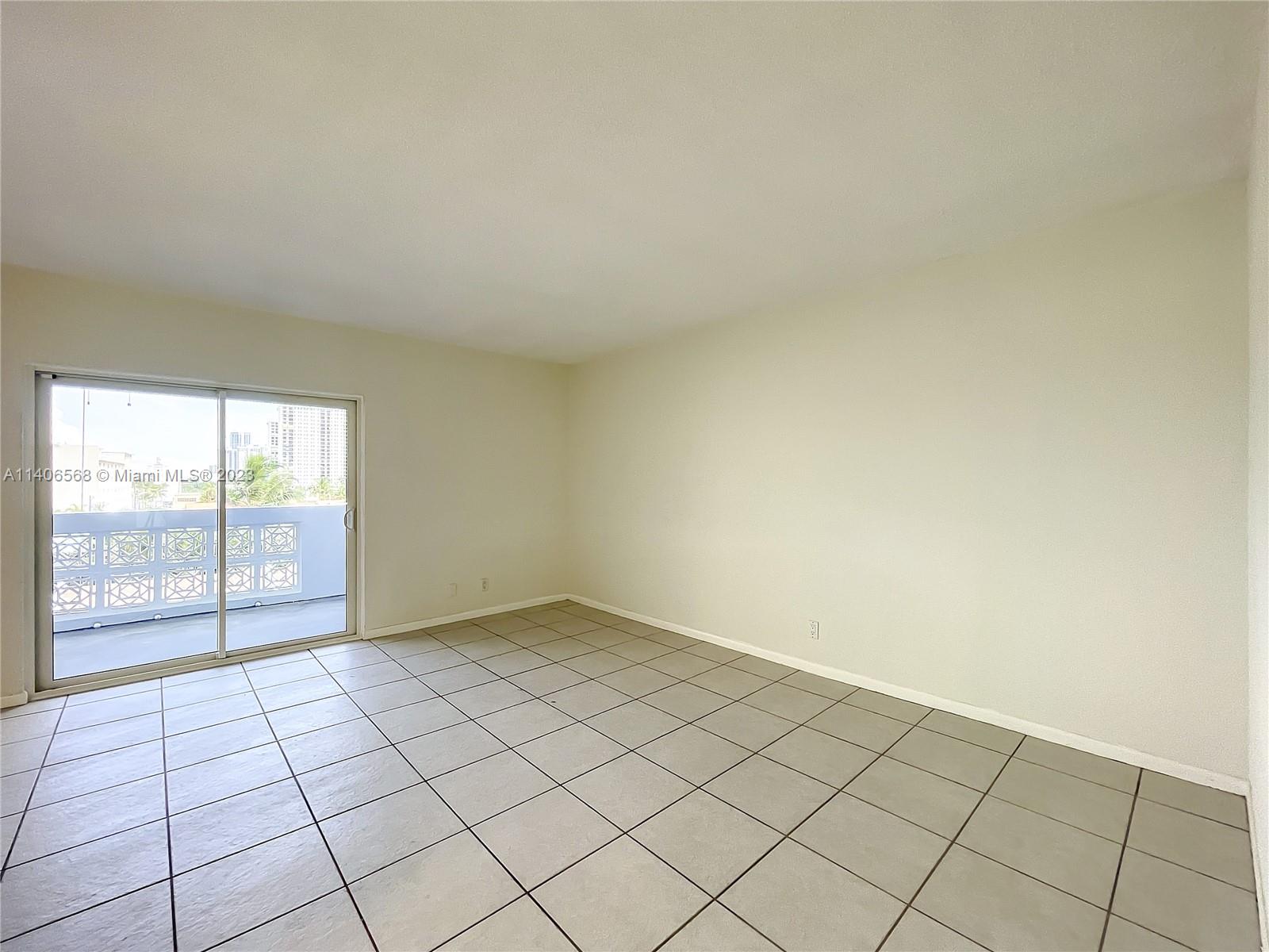 320 South Surf Road, Unit 502 Hollywood, FL 33019 - Photo 23 of 45 a view of an empty room and window