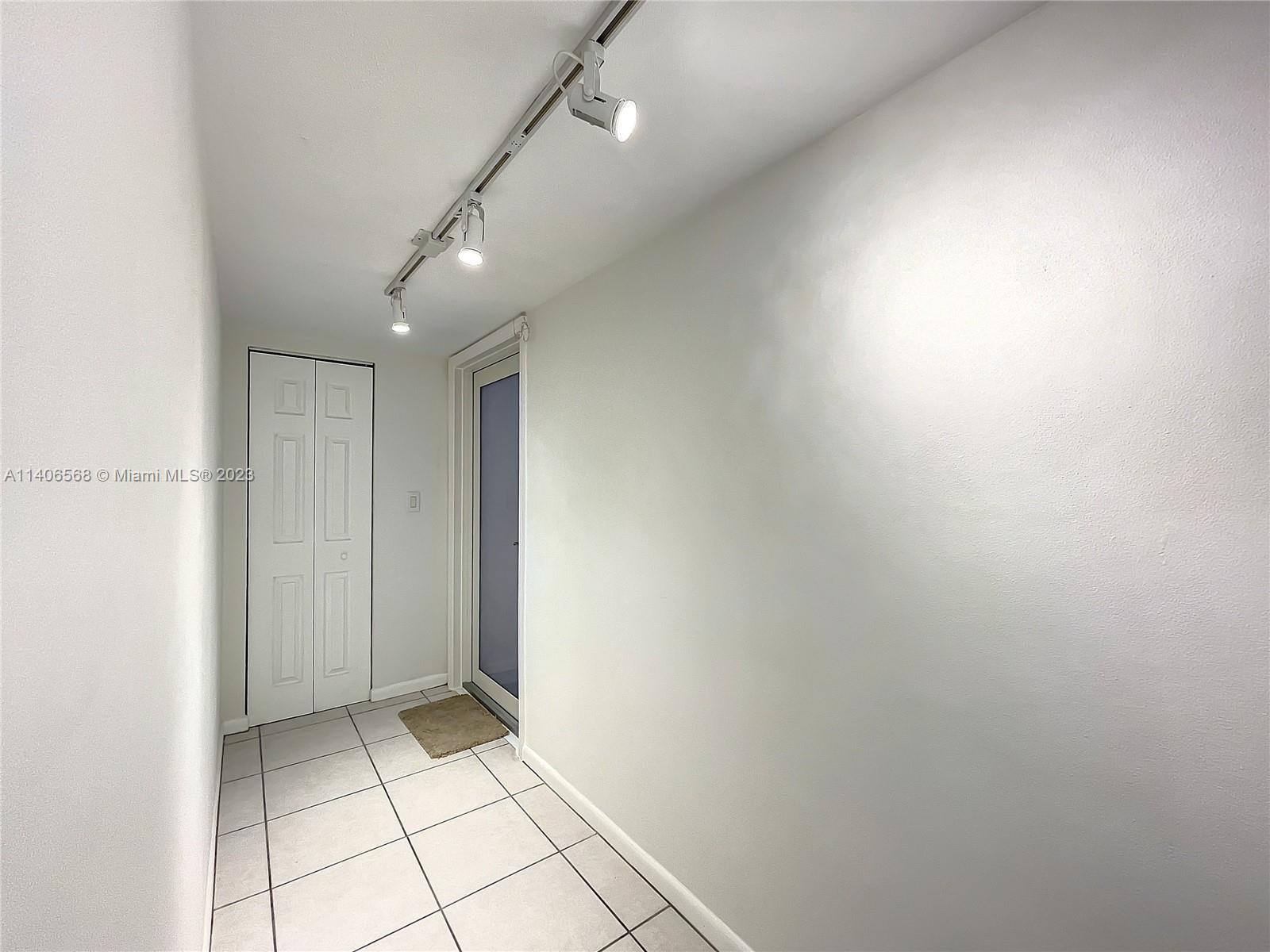 320 South Surf Road, Unit 502 Hollywood, FL 33019 - Photo 33 of 45 a view of an empty room