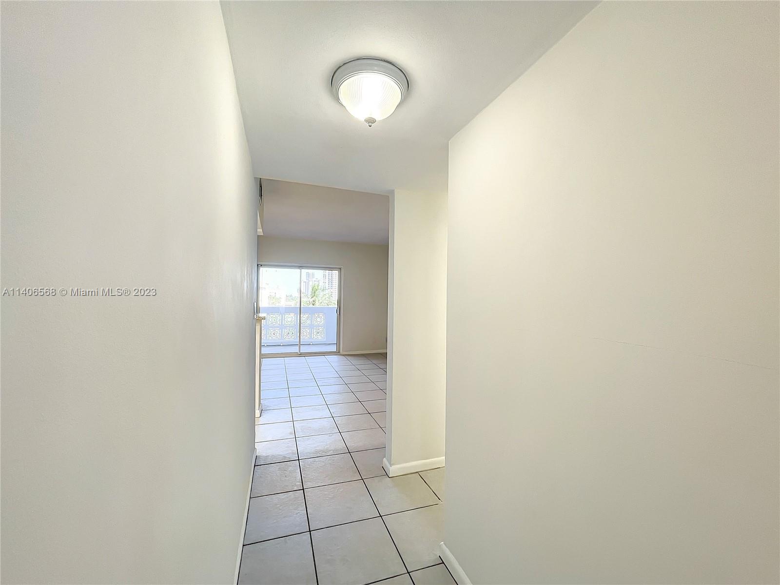 320 South Surf Road, Unit 502 Hollywood, FL 33019 - Photo 34 of 45 a view of a hallway