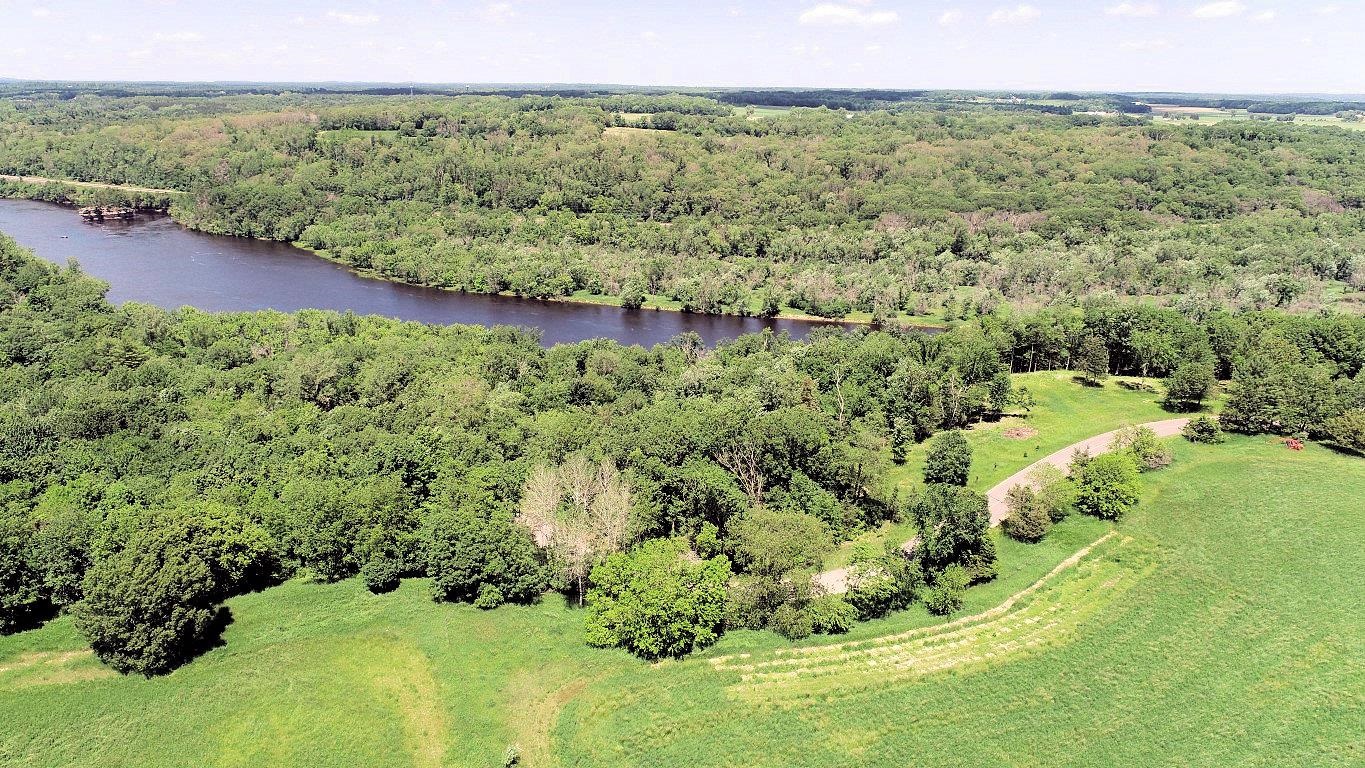 L23 Hillside Drive Wisconsin Dells, WI 53965 - Photo 11 of 38