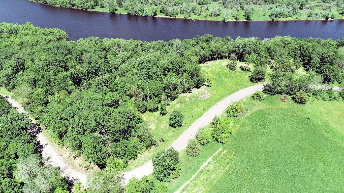 L23 Hillside Drive Wisconsin Dells, WI 53965 - Photo 28 of 38