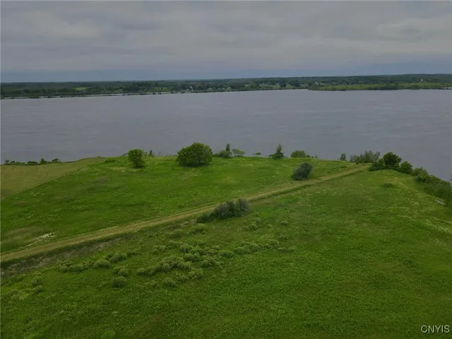 $1,289,000 | 65 Sparrowhawk Point Drive, Lisbon, NY 13658