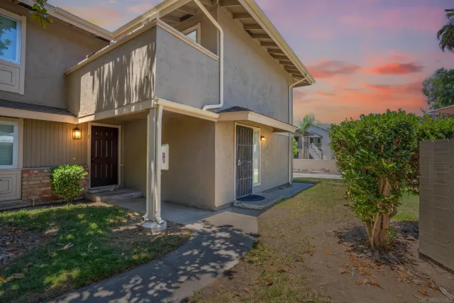 $435,000 | 921 Amistad Court, Unit 5143700428, El Cajon, CA 92019