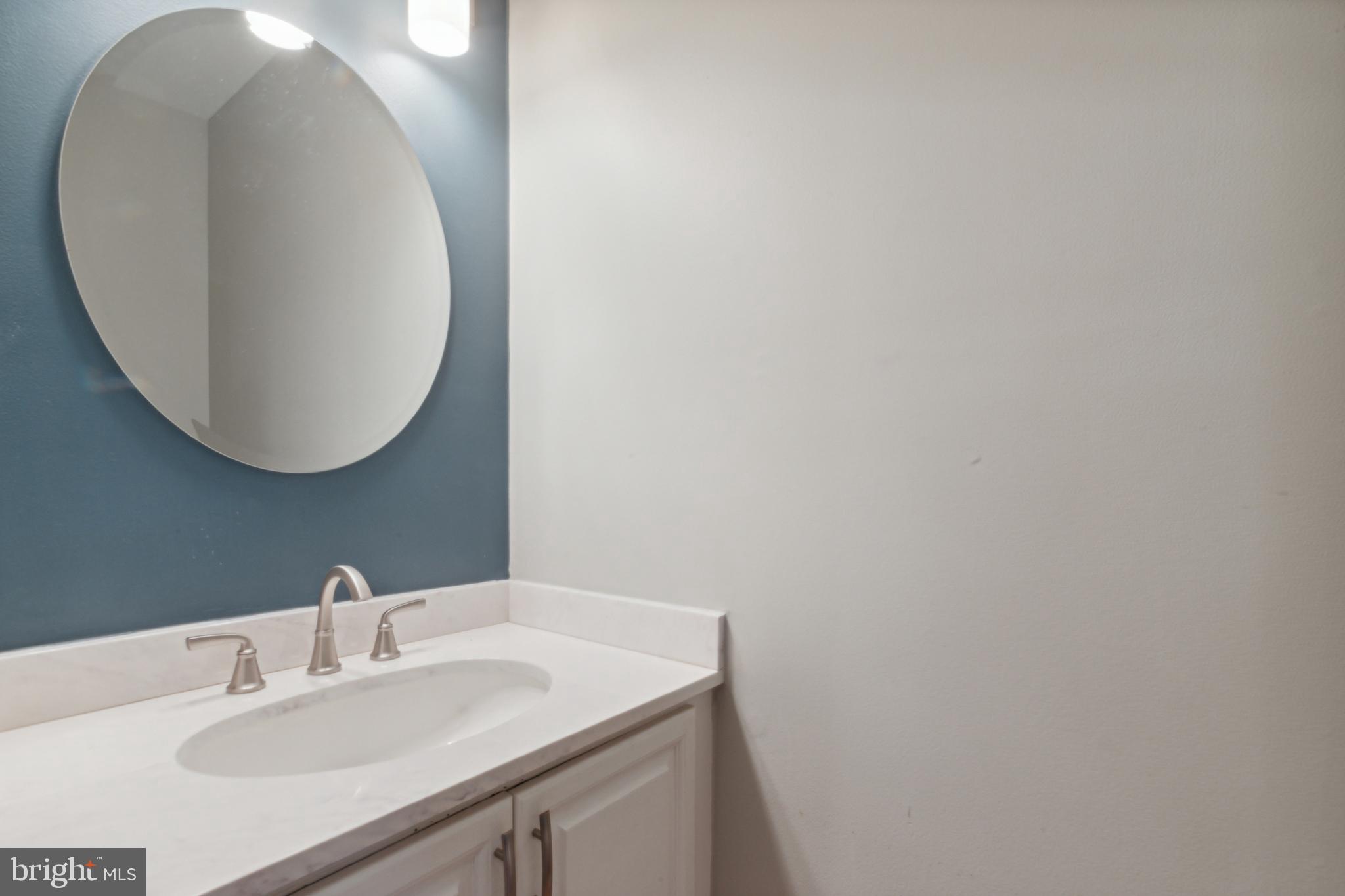 2006 Derby Ridge Lane, Unit 49 Silver Spring, MD 20910 - Photo 6 of 29 Half Bath