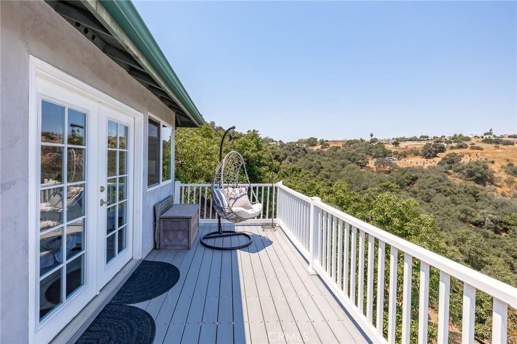 2125 Puerto Del Mundo Fallbrook, CA 92028 - Photo 17 of 52