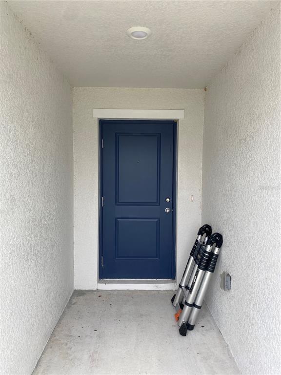 2125 Lasso Loop Eagle Lake, FL 33839 - Photo 9 of 49