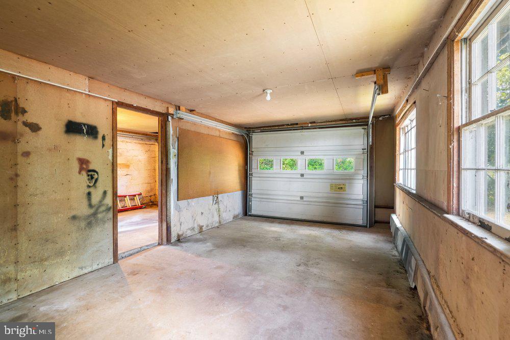 201 East Moyer Road Pottstown, PA 19464 - Photo 26 of 64 a view of an empty room with a window