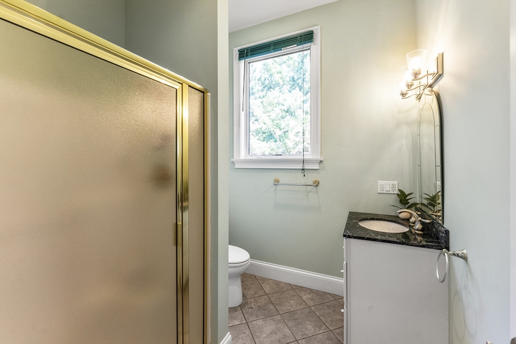 322 R Center Hill Road Plymouth, MA 02360 - Photo 25 of 42