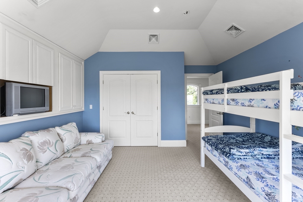 322 R Center Hill Road Plymouth, MA 02360 - Photo 29 of 42