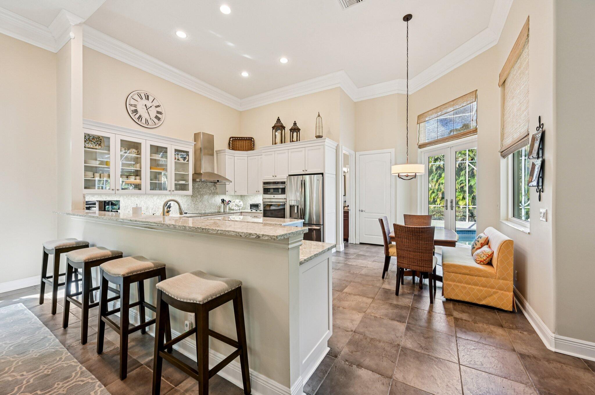 8399 Southeast Island Way Jupiter, FL 33458 - Photo 4 of 46 Kitchen