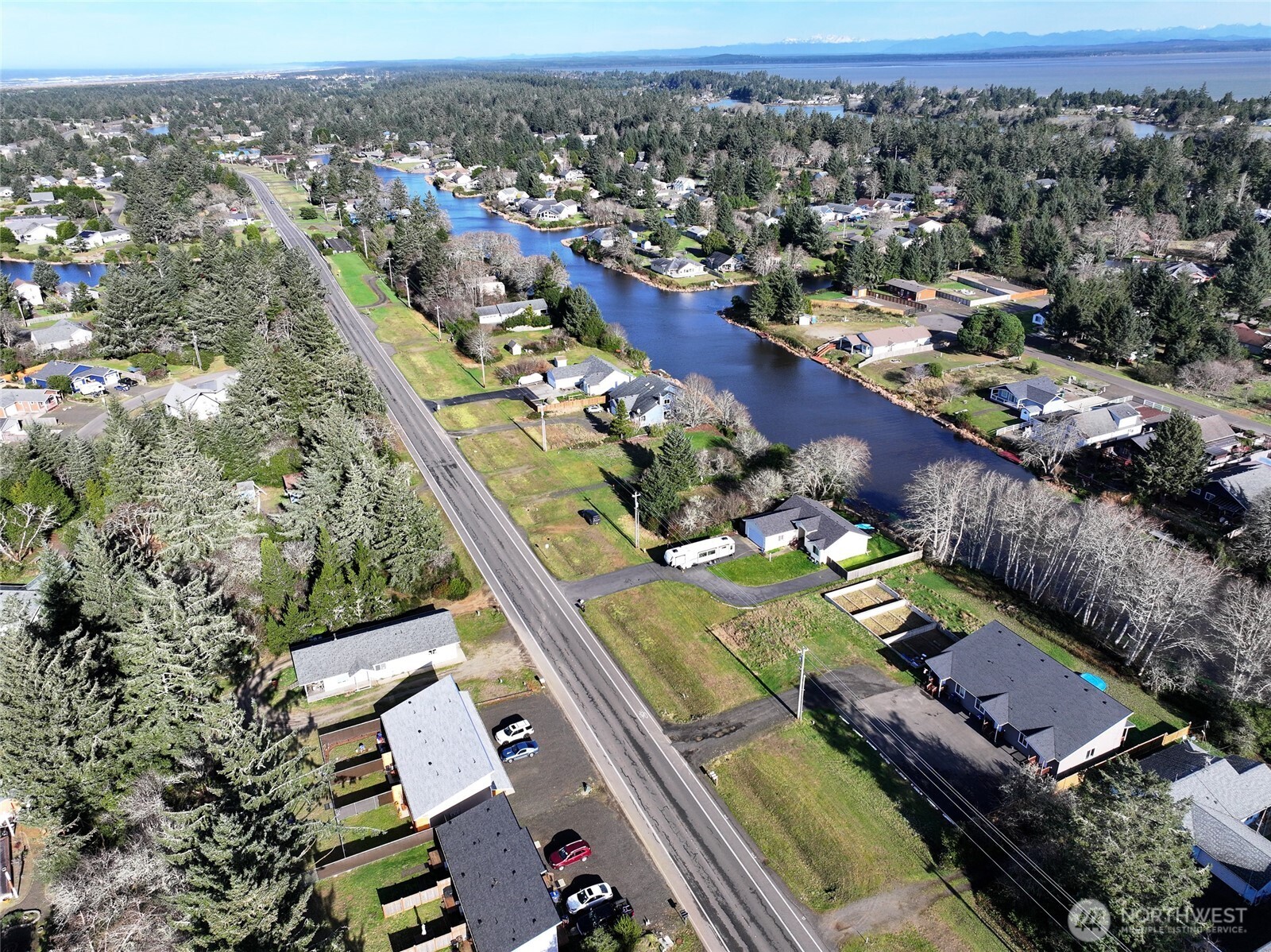 752 Point Brown Avenue Southeast Ocean Shores, WA 98569 - Photo 6 of 24