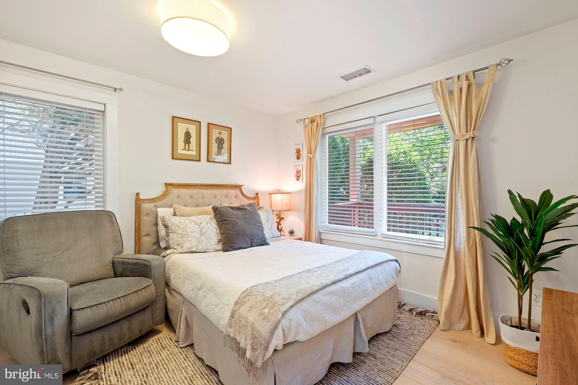 6670 Barrett Road Falls Church, VA 22042 - Photo 11 of 27 Main Level Bedroom #1