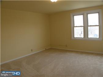 2057 Kent Road Folcroft, PA 19032 - Photo 7 of 12 Bedroom - Main