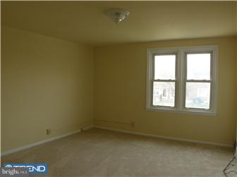 2057 Kent Road Folcroft, PA 19032 - Photo 9 of 12 Bedroom 2