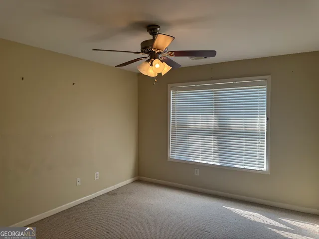 a window in an empty room