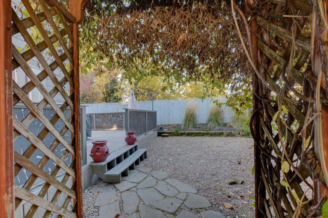 2194 Lower River Road Grants Pass, OR 97526 - Photo 14 of 56 Backyard