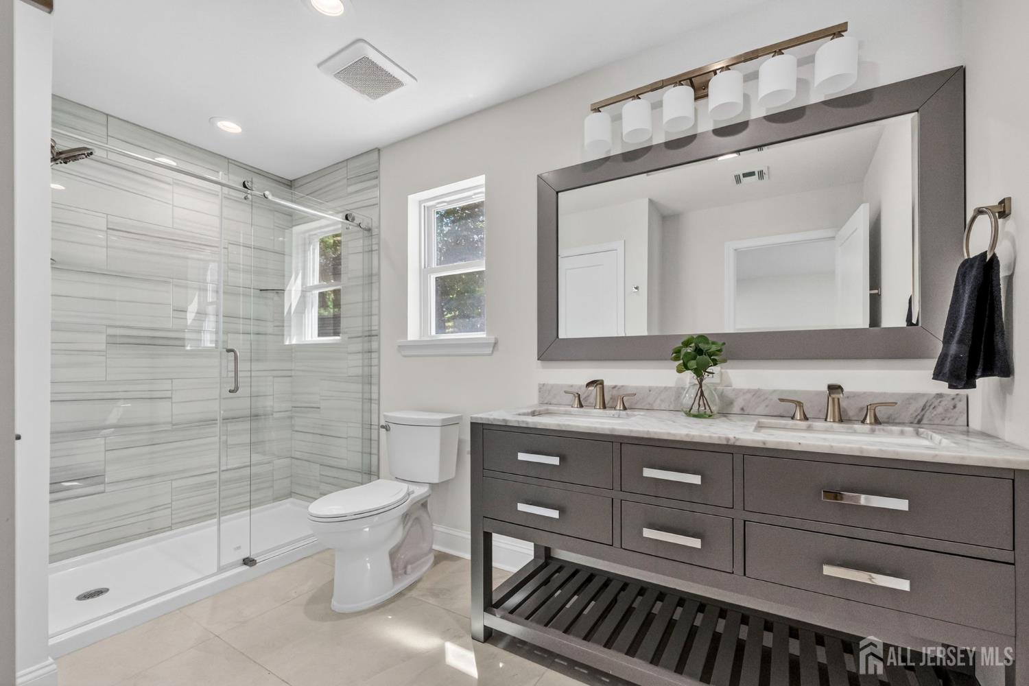 19 Springdale Road Kendall Park, NJ 08824 - Photo 25 of 41