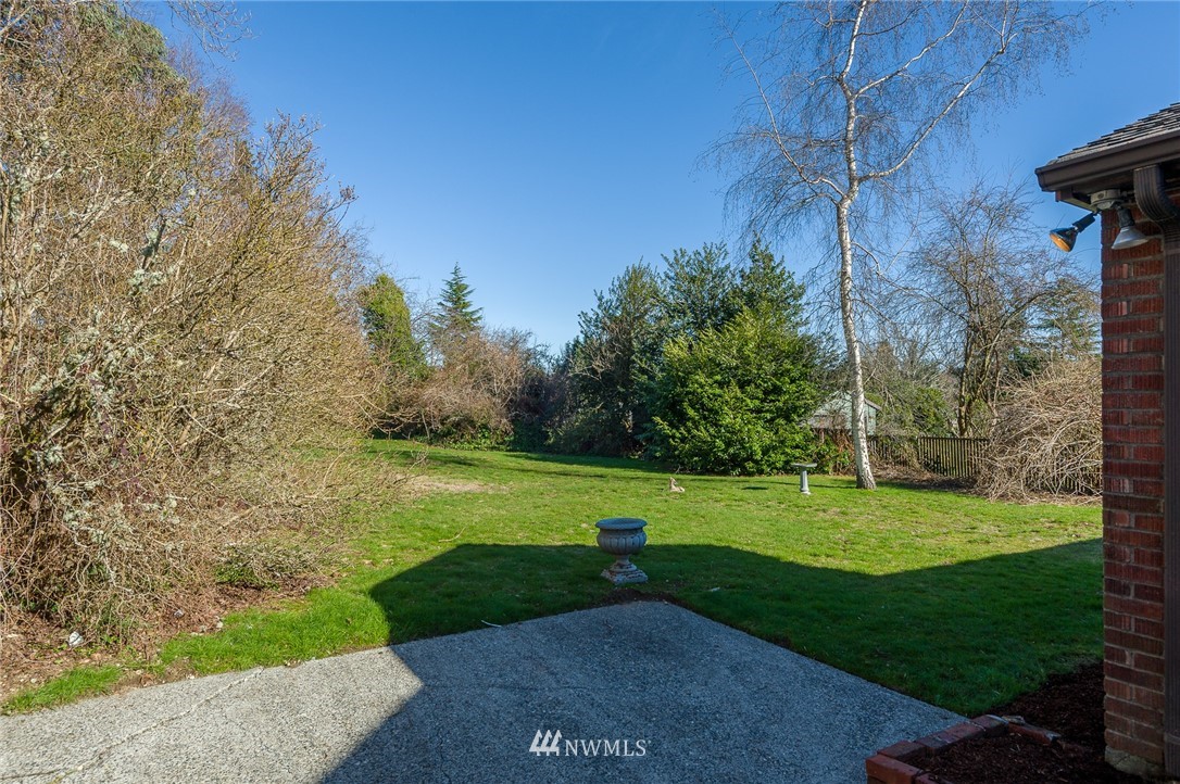11426 37th Avenue Southwest Seattle, WA 98146 - Photo 16 of 22 Gallery Image 16