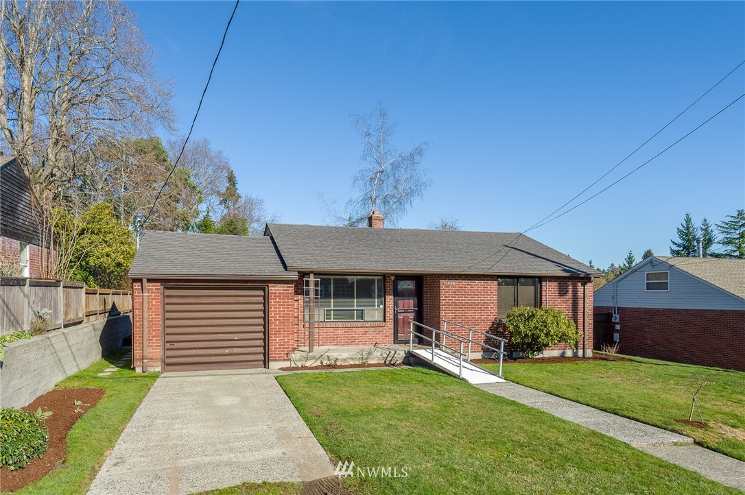 11426 37th Avenue Southwest Seattle, WA 98146 - Photo 21 of 22 Gallery Image 21
