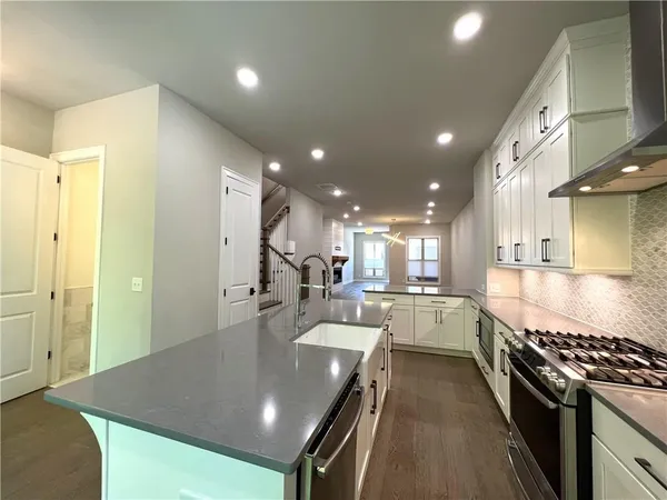 $4,600 | 4353 Parkside Place, Atlanta, GA 30342