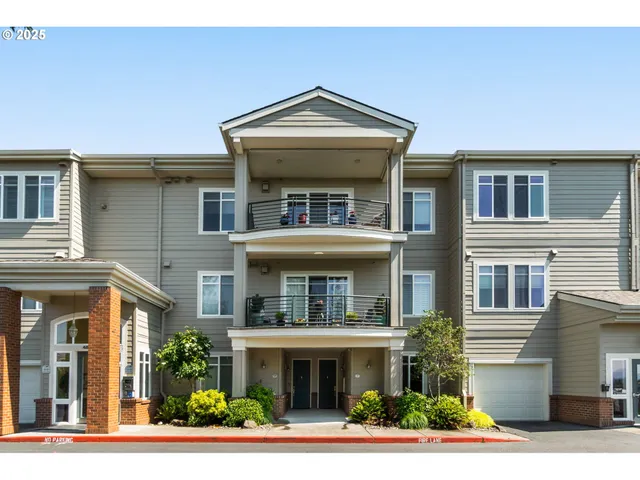 $529,000 | 4873 Northwest Promenade Terrace, Unit 122, Portland, OR 97229