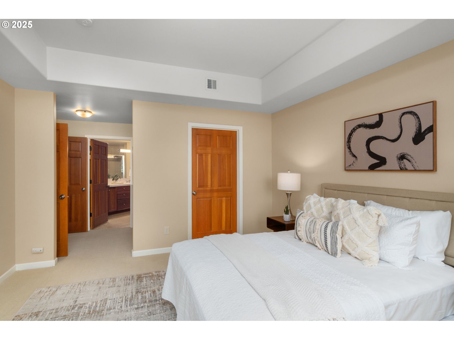 4873 Northwest Promenade Terrace, Unit 122 Portland, OR 97229 - Photo 17 of 38 Primary Bedroom