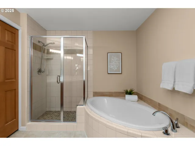 $529,000 | 4873 Northwest Promenade Terrace, Unit 122, Portland, OR 97229