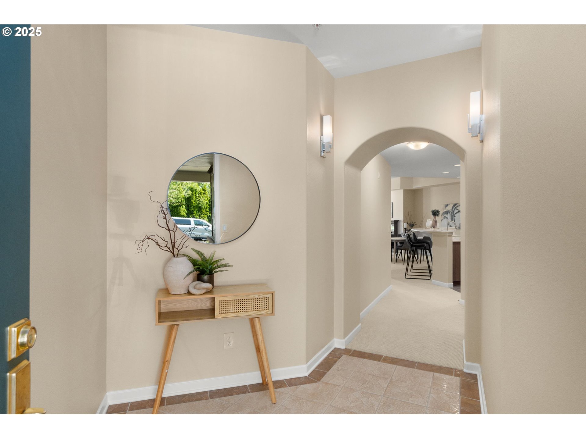 4873 Northwest Promenade Terrace, Unit 122 Portland, OR 97229 - Photo 4 of 38 Entrance/Foyer