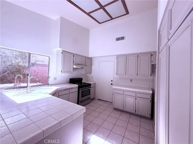 $3,150 | 39330 Gainsborough Drive, Palmdale, CA 93551