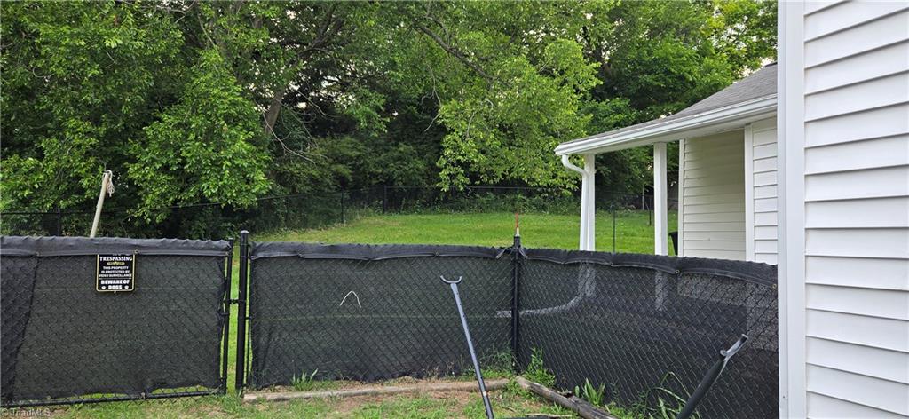 426 Smith Street Burlington, NC 27217 - Photo 28 of 30