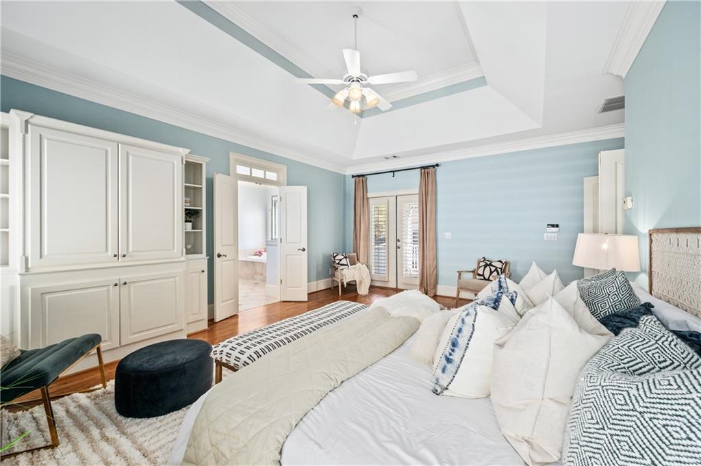 932 Manor Parc Drive Decatur, GA 30033 - Photo 19 of 38 a bedroom with a bed and window