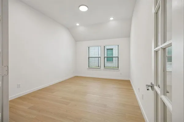 $434,990 | 348 Yellowstar Lane, Lavon, TX 75166