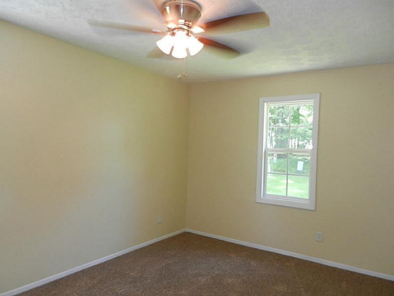 2702 Edna Lane Springfield, OH 45503 - Photo 17 of 19 Gallery Image 17