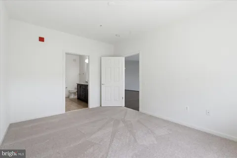 $525,000 | 20650 Hope Spring Terrace, Unit 301, Ashburn, VA 20147