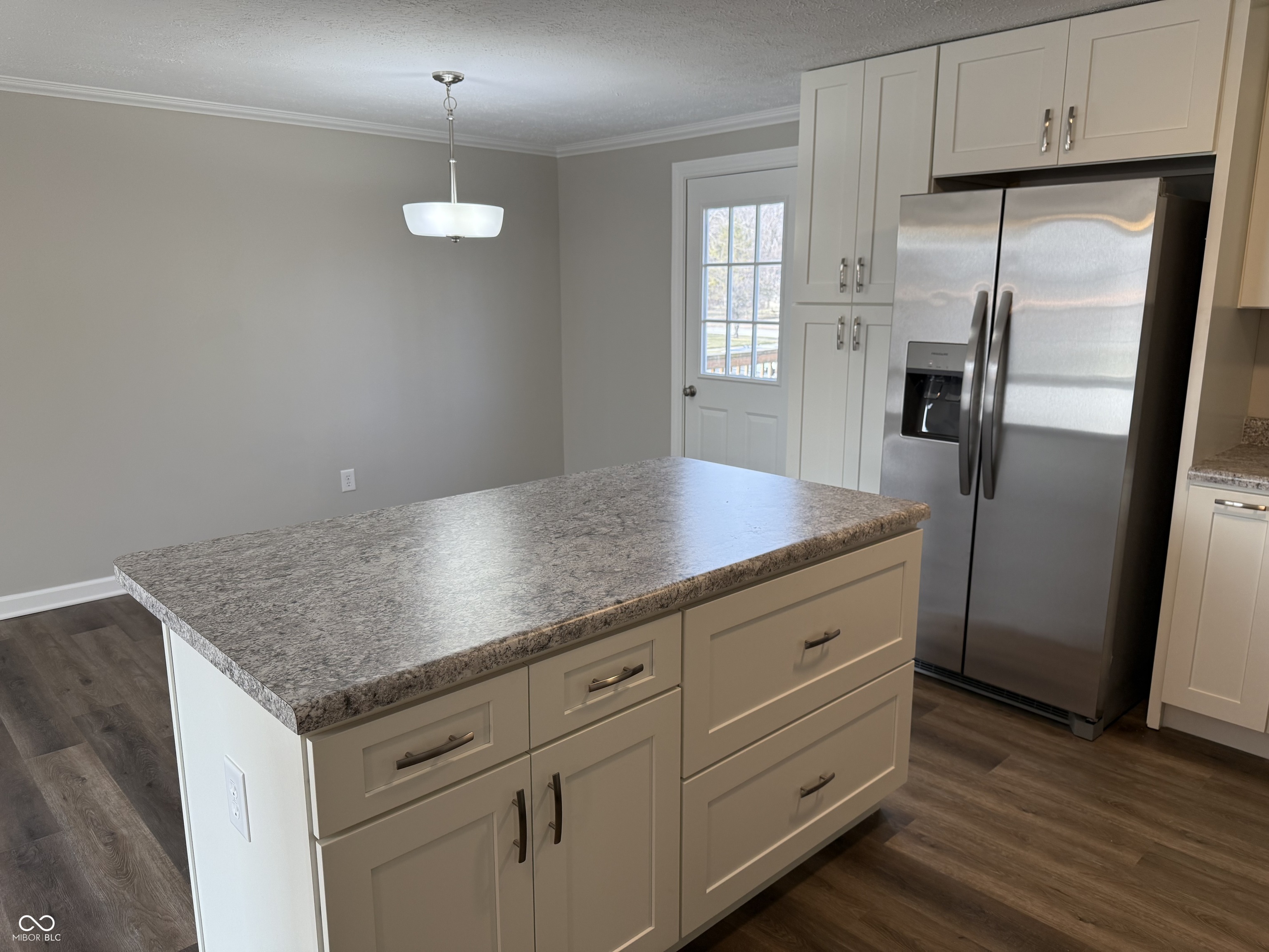 6044 Granner Drive Indianapolis, IN 46221 - Photo 3 of 19