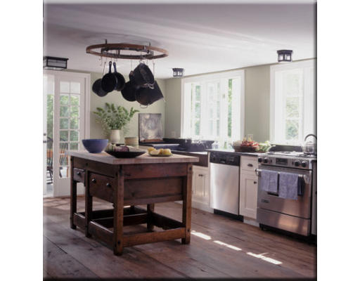 168 Argilla Road Ipswich, MA 01938 - Photo 7 of 27 a kitchen with a table and chairs
